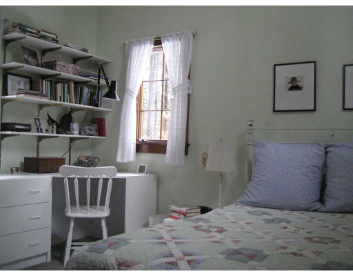223 Littleton County Road Harvard, MA 01451 - Photo 20 of 26 a workspace with furniture and window