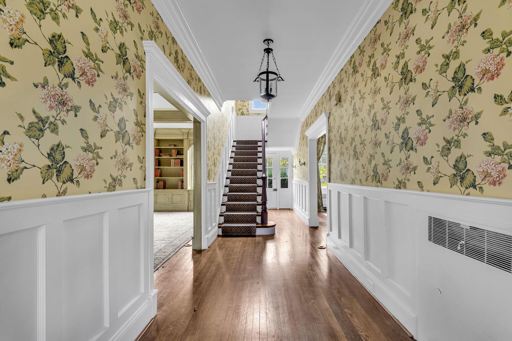 7805 Brill Road Cincinnati, OH 45243 - Photo 54 of 139 54-web-or-mls-7805BrillRoadInt_Hommati10