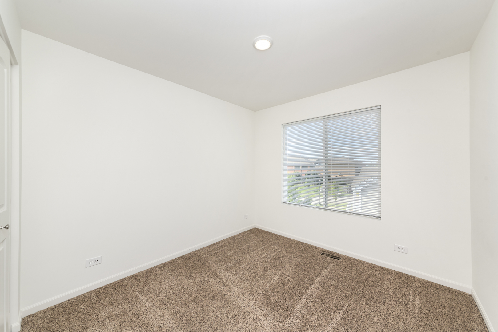 2323 Upland Road Pingree Grove, IL 60140 - Photo 12 of 18 Gallery Image 12