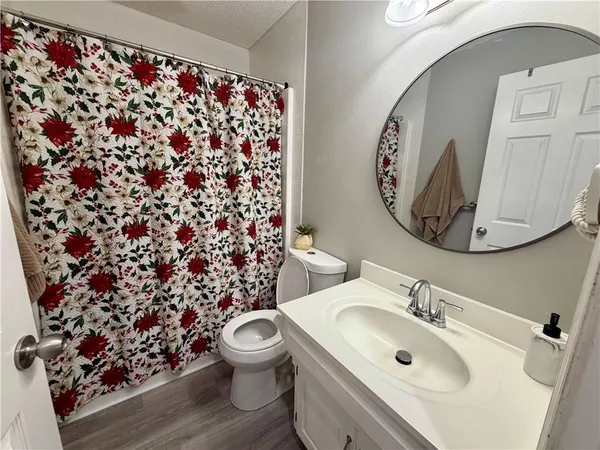 $525,000 | 1110 Southeast 8th Street, Lee's Summit, MO 64063