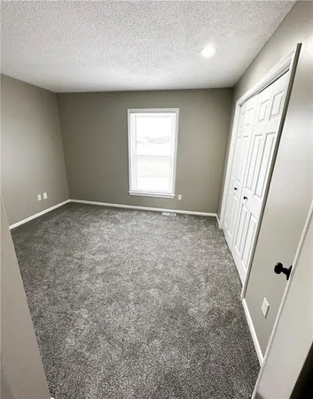 $525,000 | 1110 Southeast 8th Street, Lee's Summit, MO 64063