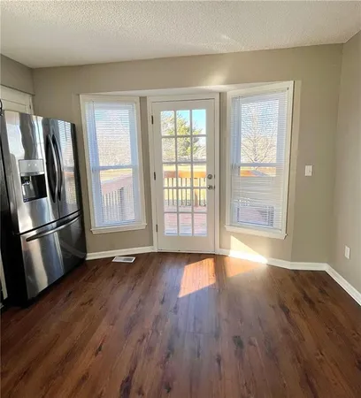 $525,000 | 1110 Southeast 8th Street, Lee's Summit, MO 64063