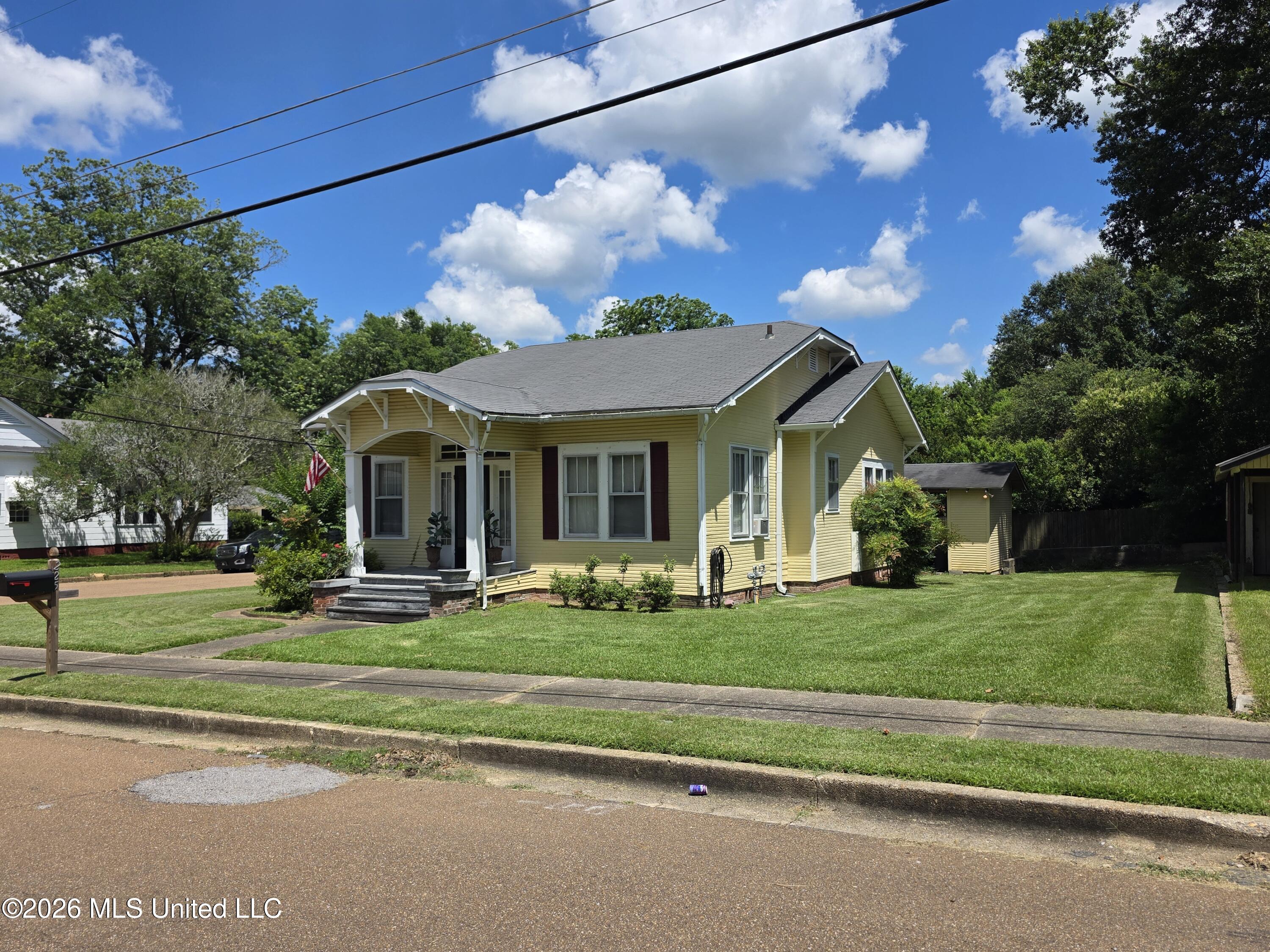 225 South 5th Street McComb, MS 39648 - Photo 5 of 29 36213