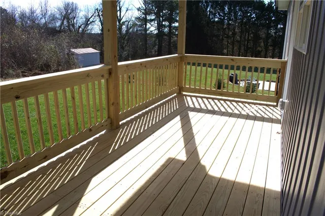 $449,000 | 2142 Elizabeth Drive, Mount Airy, NC 27030