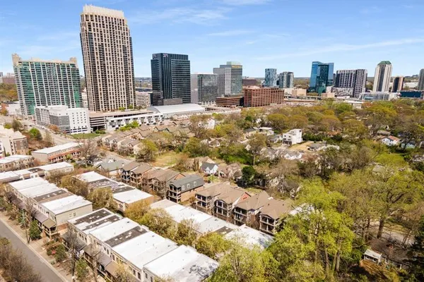 $3,600 | 395 Laurent Street Northwest, Unit 5, Atlanta, GA 30318