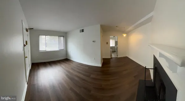 $2,100 | 3815 Davis Place Northwest, Unit 1, Washington, DC 20007