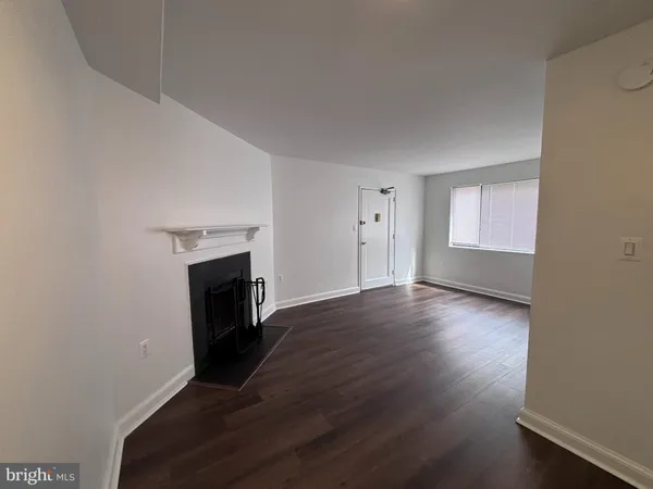 $2,100 | 3815 Davis Place Northwest, Unit 1, Washington, DC 20007