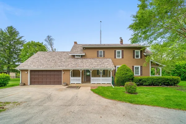 $395,000 | 1977 South County Line Road, Sandwich, IL 60548