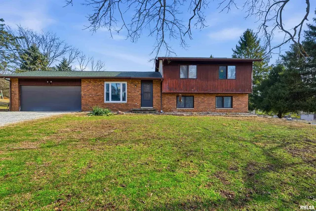 $217,000 | 6528 South Navajo Drive, Bartonville, IL 61607