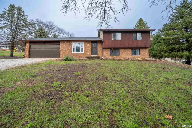 $225,000 | 6528 South Navajo Drive, Bartonville, IL 61607