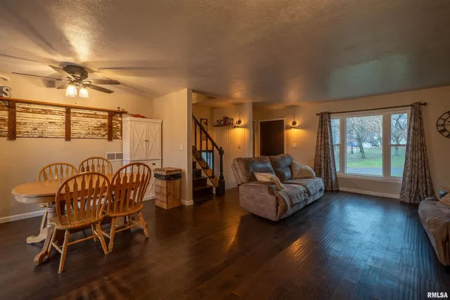 $225,000 | 6528 South Navajo Drive, Bartonville, IL 61607