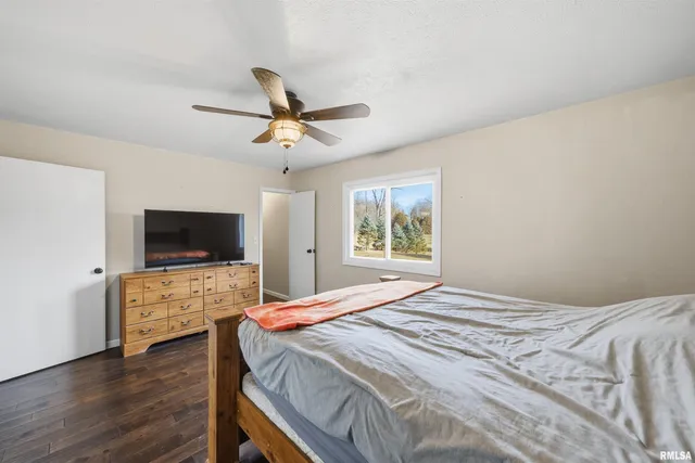 $217,000 | 6528 South Navajo Drive, Bartonville, IL 61607