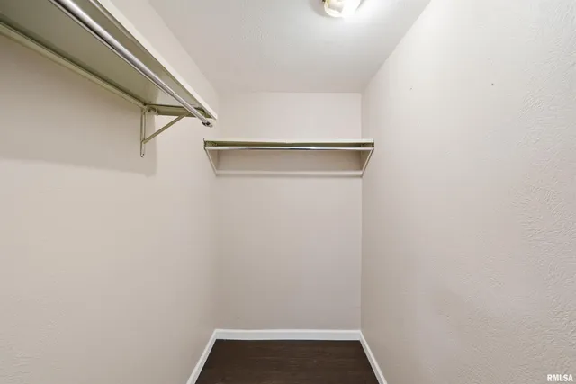 $217,000 | 6528 South Navajo Drive, Bartonville, IL 61607