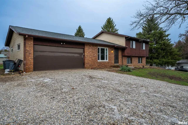 $225,000 | 6528 South Navajo Drive, Bartonville, IL 61607