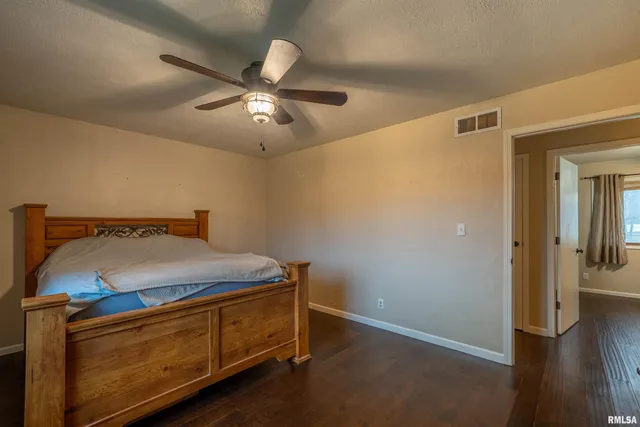 $225,000 | 6528 South Navajo Drive, Bartonville, IL 61607