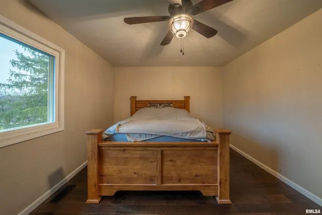 $225,000 | 6528 South Navajo Drive, Bartonville, IL 61607