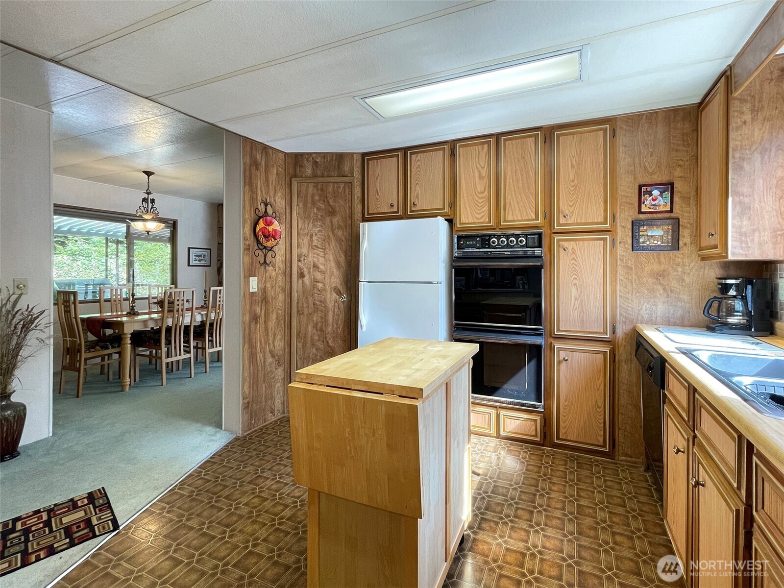 121 Ivy Lane Port Angeles, WA 98362 - Photo 12 of 38