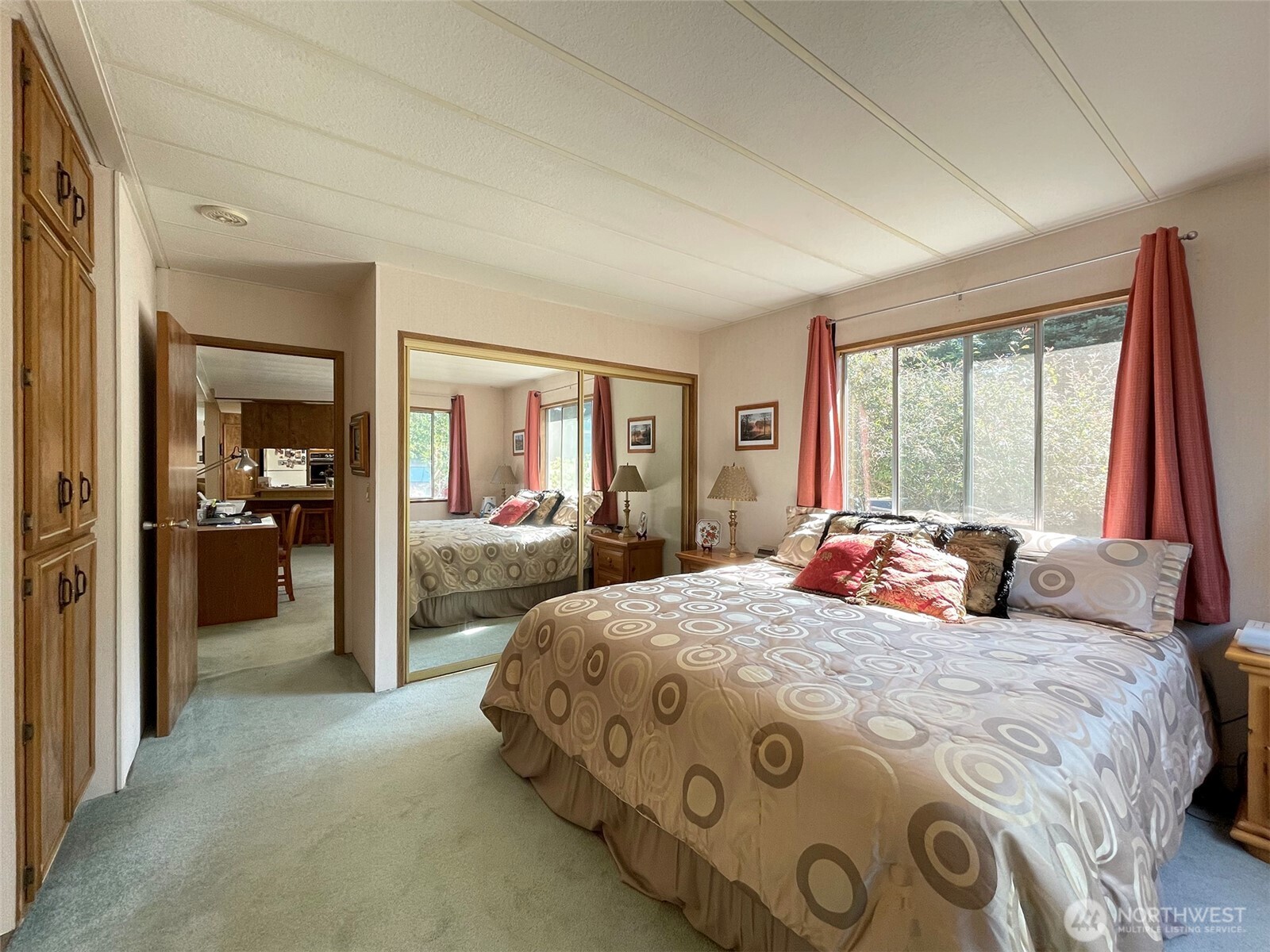 121 Ivy Lane Port Angeles, WA 98362 - Photo 17 of 38