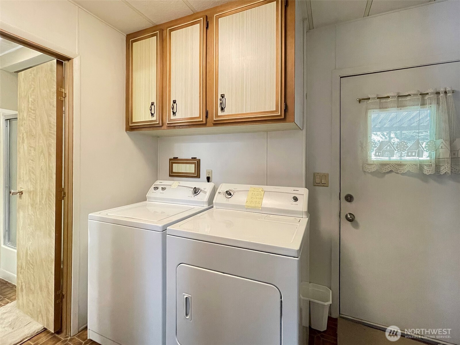 121 Ivy Lane Port Angeles, WA 98362 - Photo 28 of 38