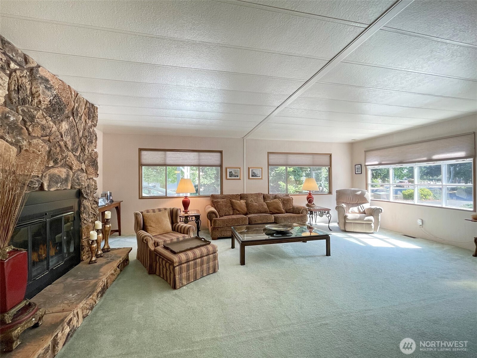 121 Ivy Lane Port Angeles, WA 98362 - Photo 4 of 38