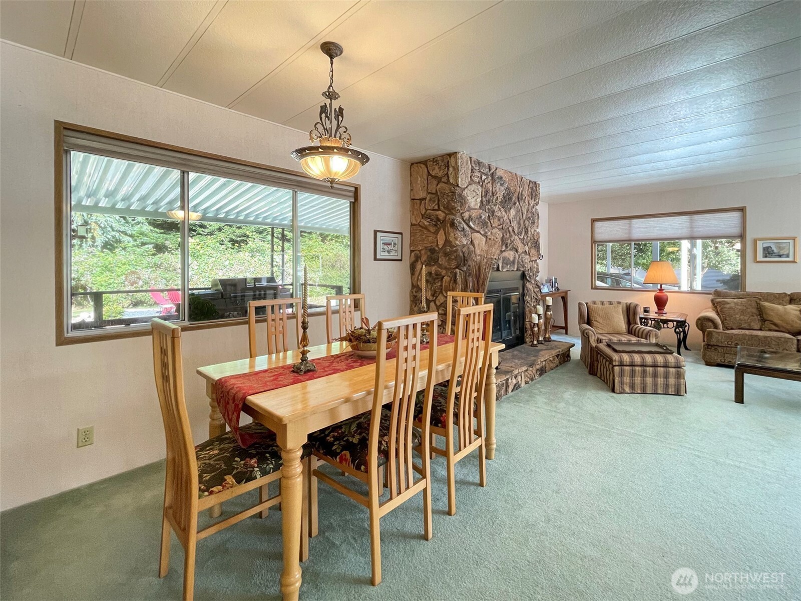 121 Ivy Lane Port Angeles, WA 98362 - Photo 9 of 38