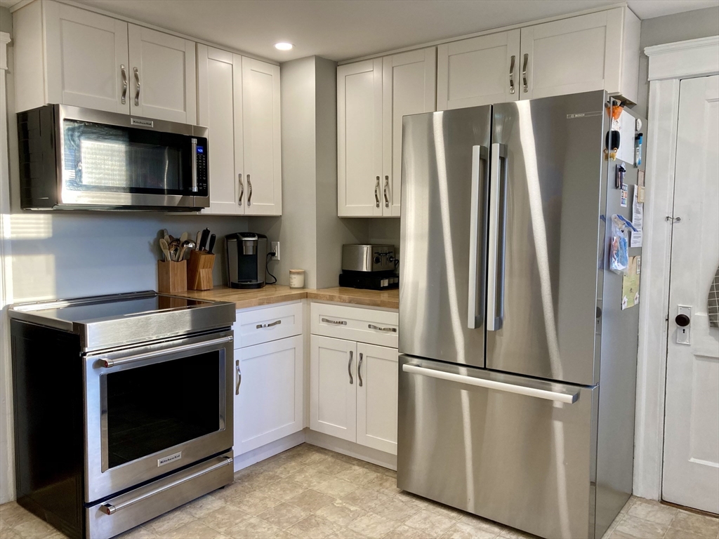 23 Alpha Road Holden, MA 01520 - Photo 8 of 20 Gallery Image 8