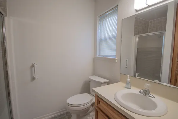 $219,900 | 3 Lazybrook Street, Angleton, TX 77515