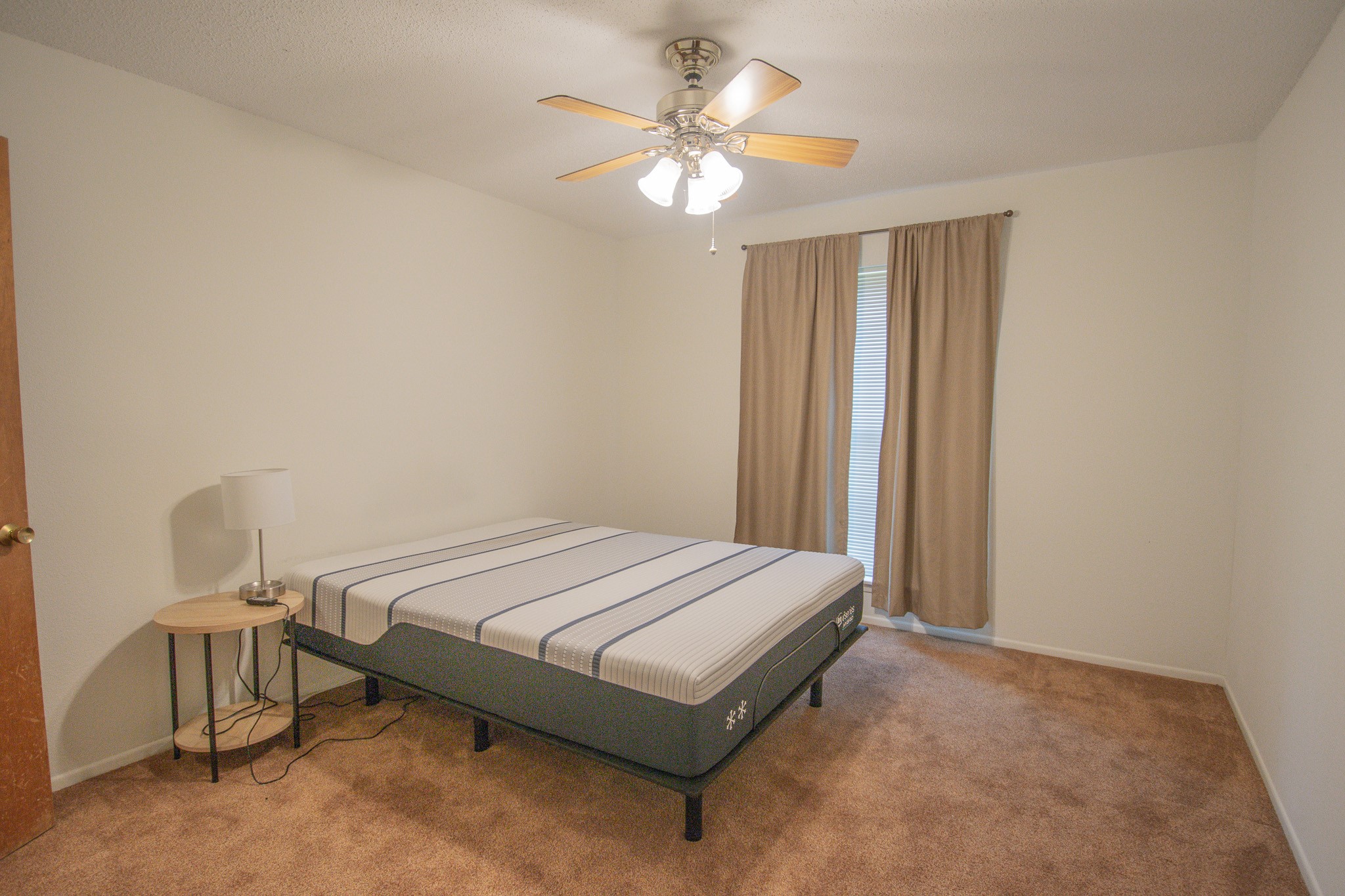 3 Lazybrook Street Angleton, TX 77515 - Photo 15 of 29 Another view of Bedroom 2