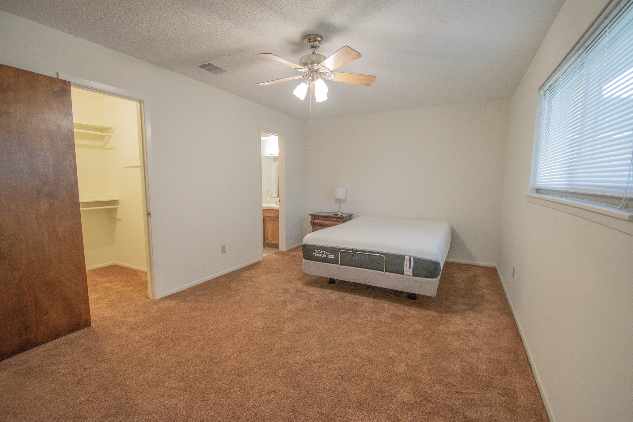 3 Lazybrook Street Angleton, TX 77515 - Photo 9 of 29