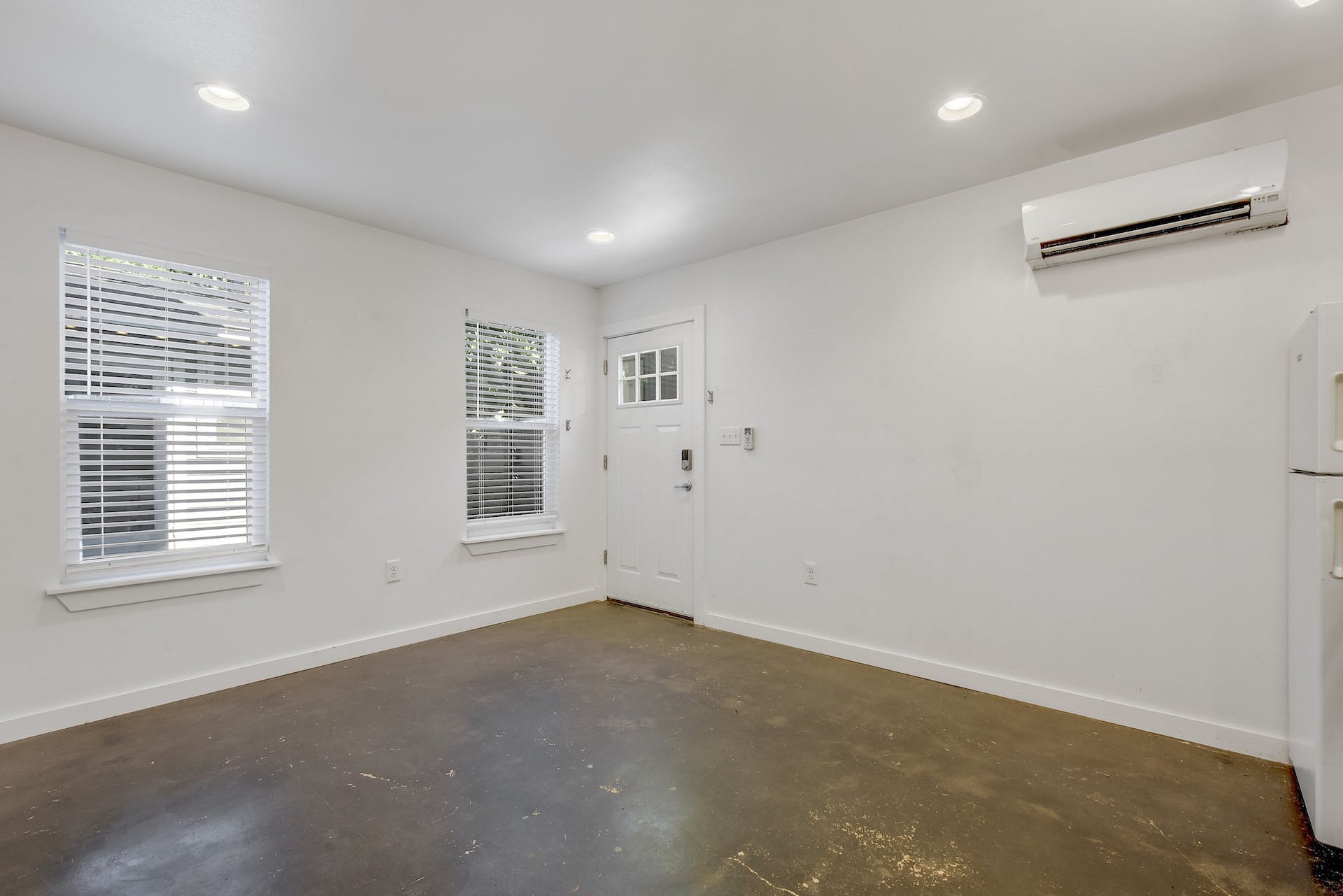 4805 Brighton Road, Unit B Austin, TX 78745 - Photo 3 of 9