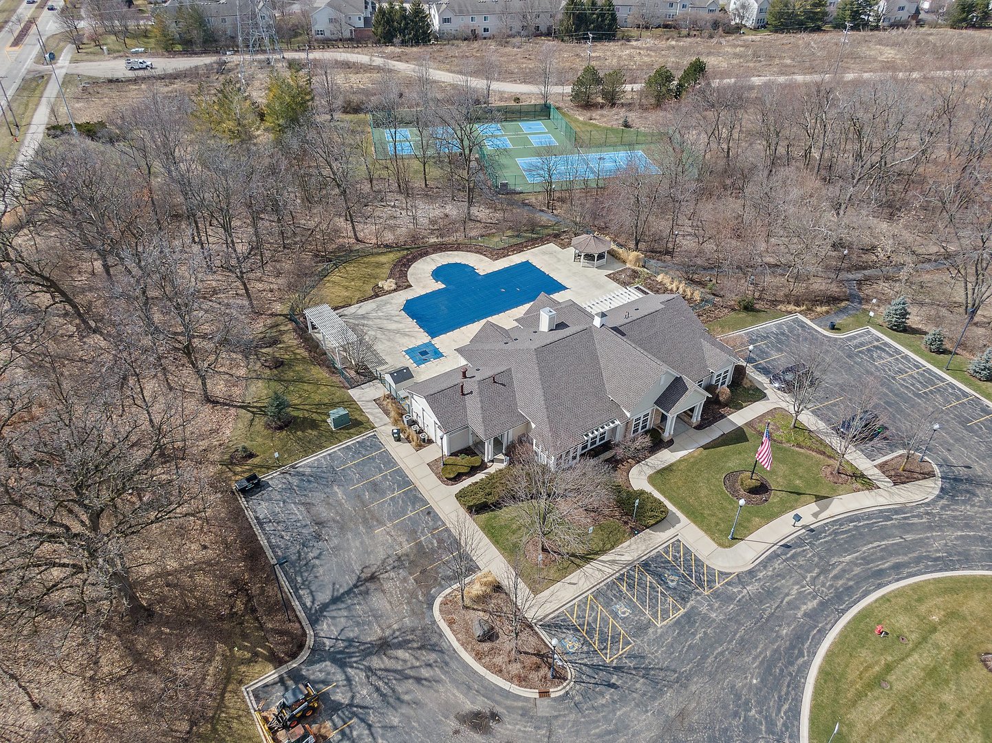 5876 Leeds Road Hoffman Estates, IL 60192 - Photo 35 of 37 an aerial view of a house with outdoor space