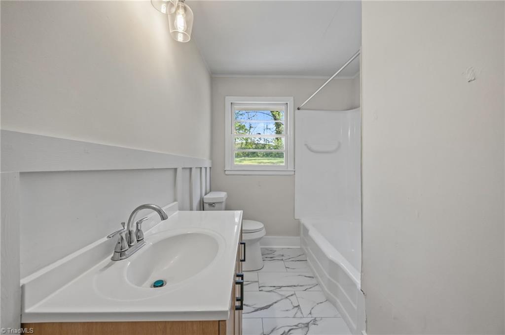 502 Abbie Avenue High Point, NC 27263 - Photo 11 of 30