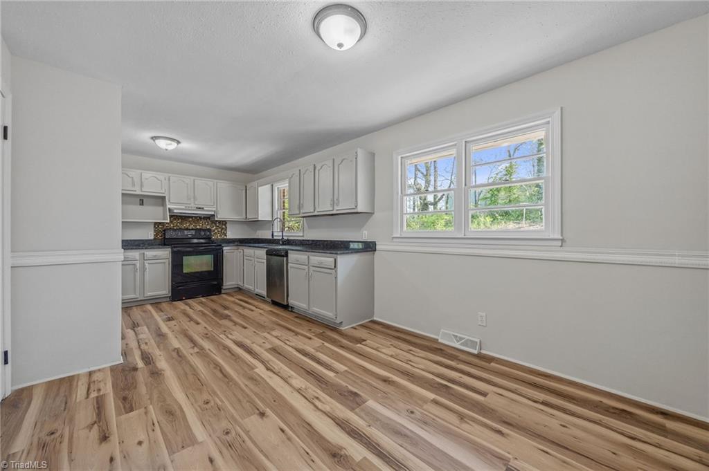 502 Abbie Avenue High Point, NC 27263 - Photo 17 of 30