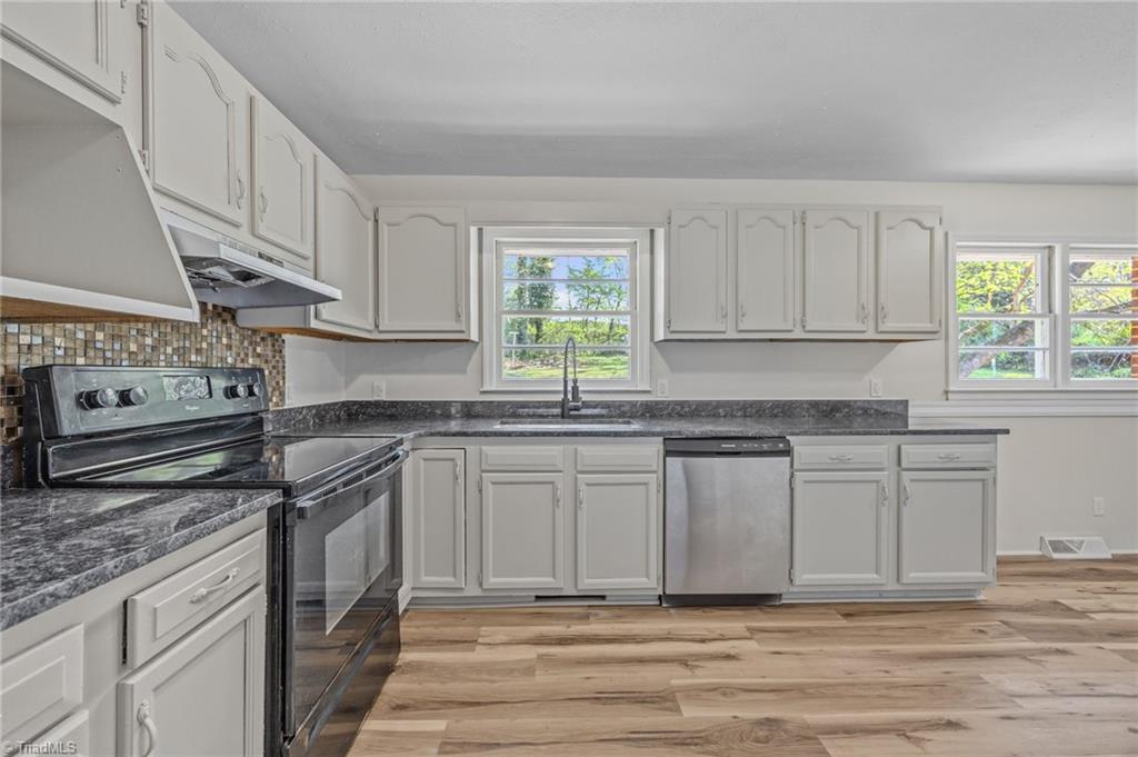 502 Abbie Avenue High Point, NC 27263 - Photo 18 of 30