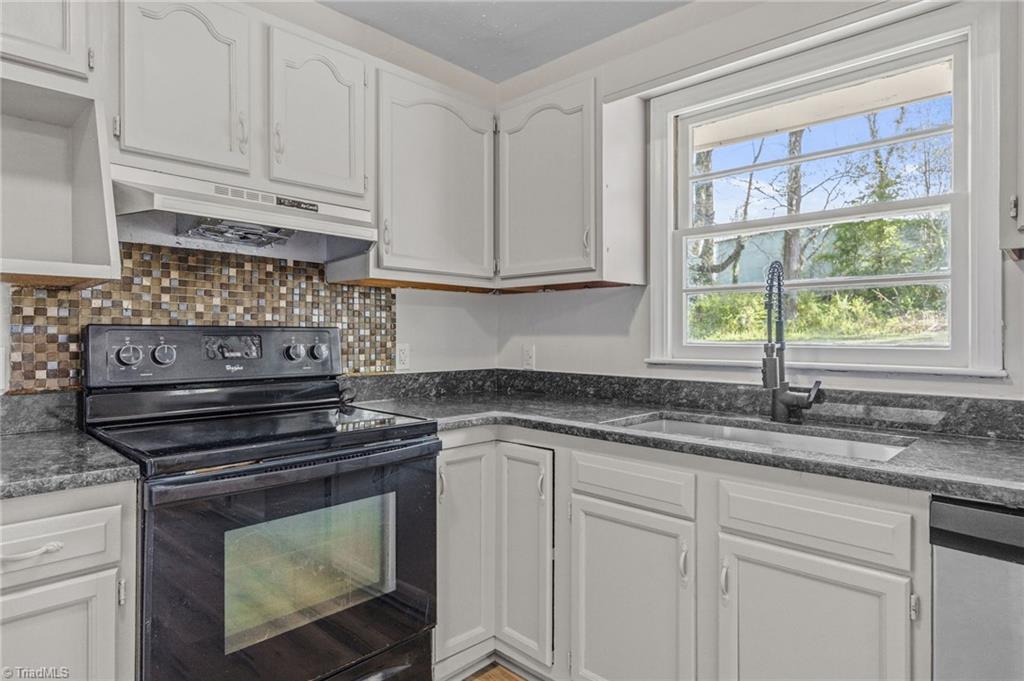 502 Abbie Avenue High Point, NC 27263 - Photo 19 of 30