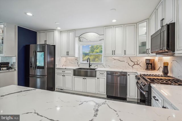 $1,080,000 | 5308 Crown Point Road, Burke, VA 22015