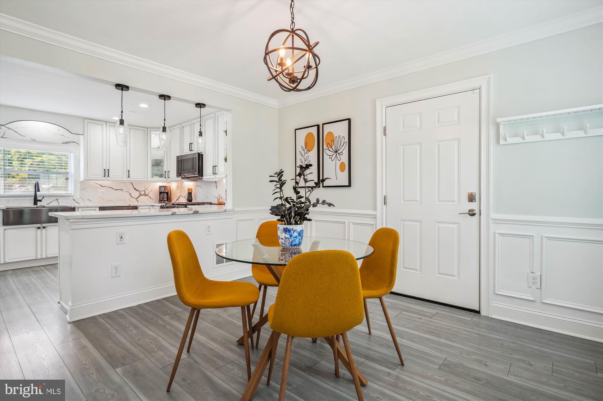 5308 Crown Point Road Burke, VA 22015 - Photo 16 of 75 Breakfast RM/Eat-In area, just off kitchen