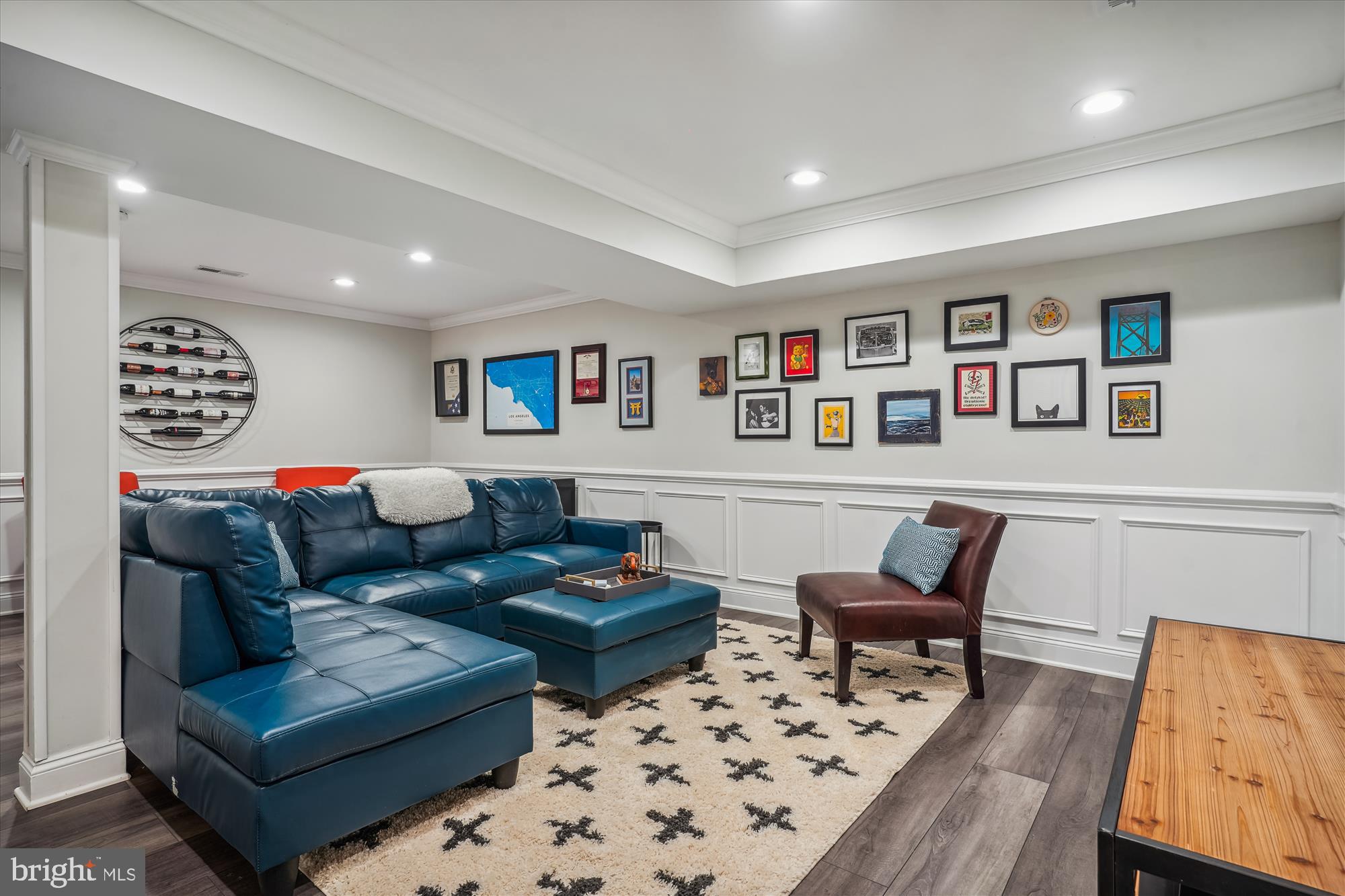 5308 Crown Point Road Burke, VA 22015 - Photo 56 of 75 Recessed lights and crown molding