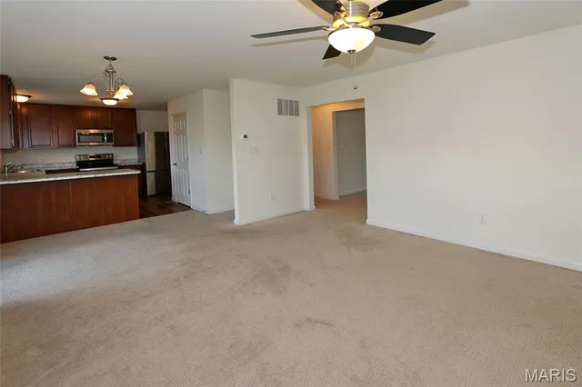 $375,000 | 608 Palisades Drive, St. Charles, MO 63301