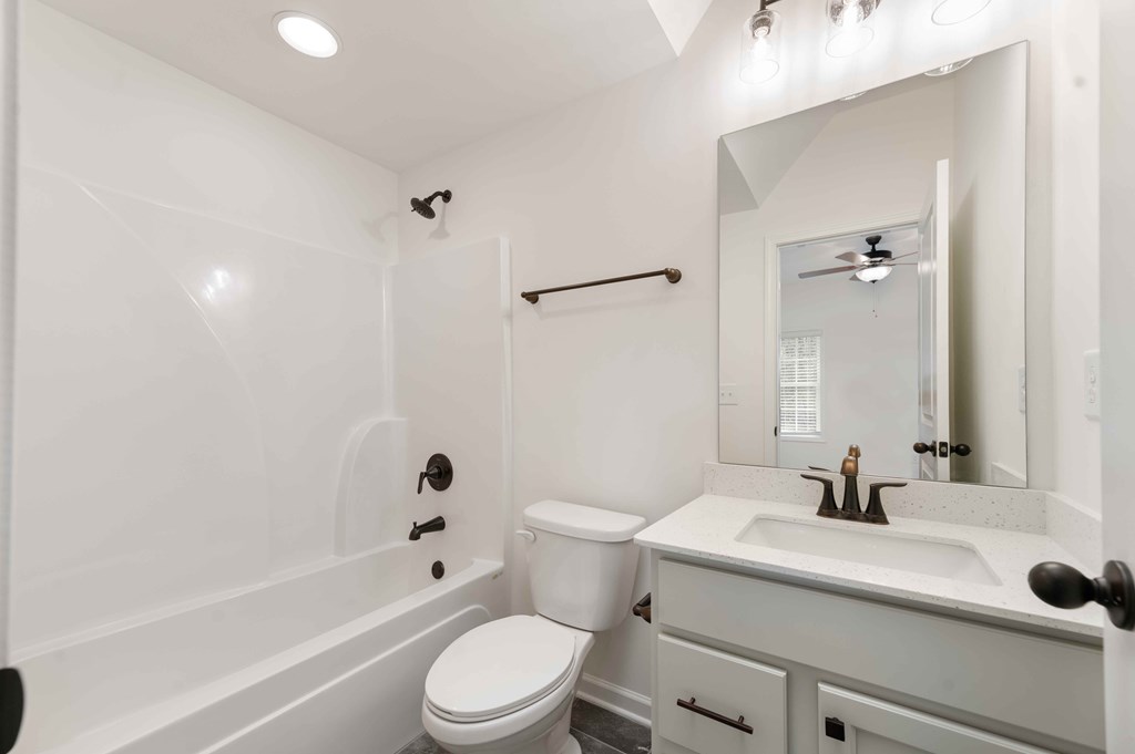 1159 James Way Fortson, GA 31808 - Photo 19 of 48 Main Level Bath