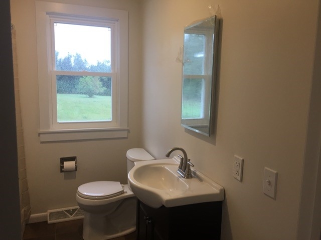 135 Ferry Road South Hero, VT 05486 - Photo 22 of 40 Gallery Image 22