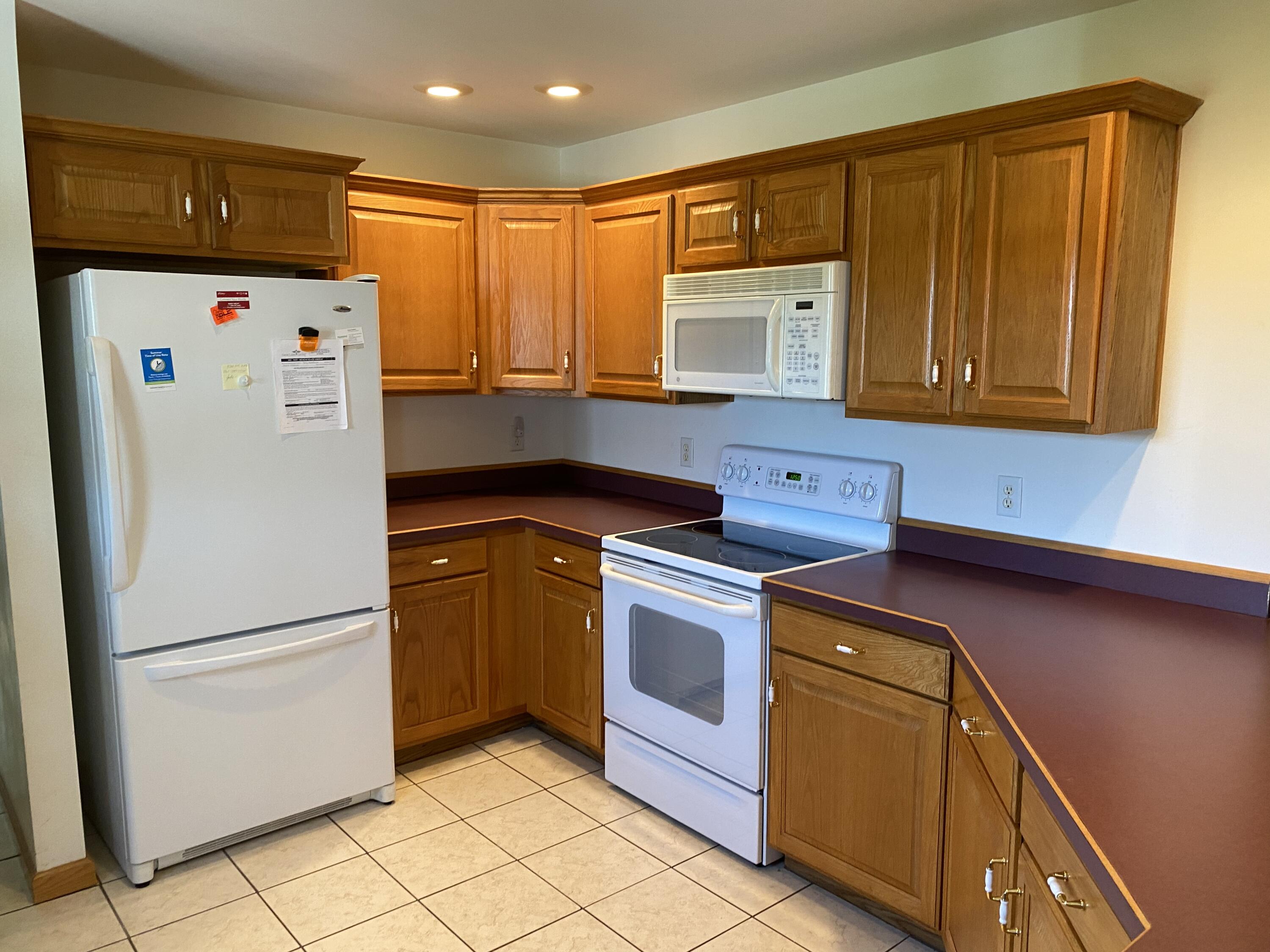 393 Taggart Road Bronson, MI 49028 - Photo 7 of 30 Kitchen