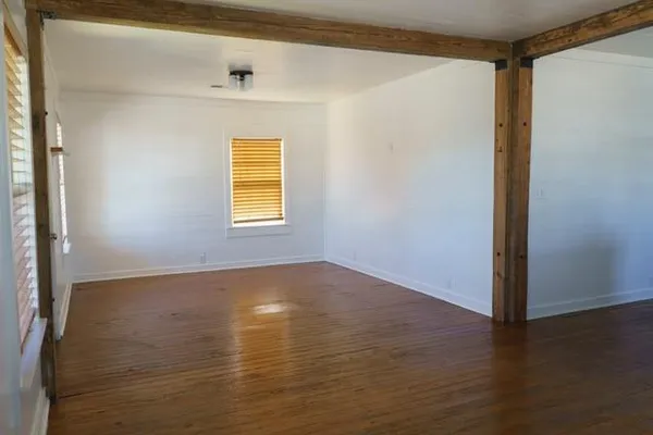 $2,475 | 806 Main Street, Madisonville, LA 70447