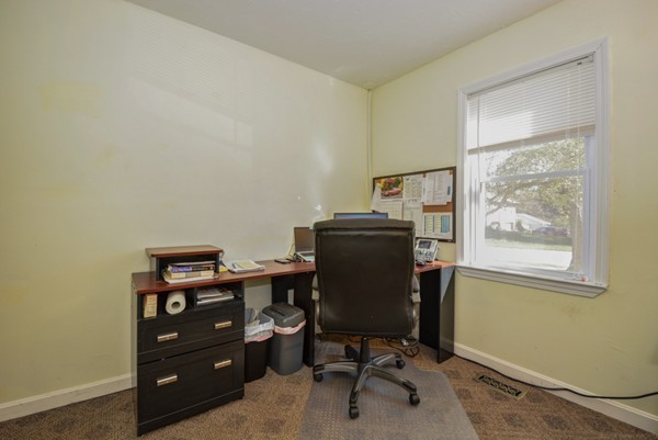 53 Robin Road Northbridge, MA 01588 - Photo 18 of 30 Gallery Image 18
