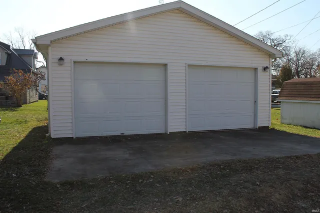 $149,900 | 214 West Race Street, Portland, IN 47371