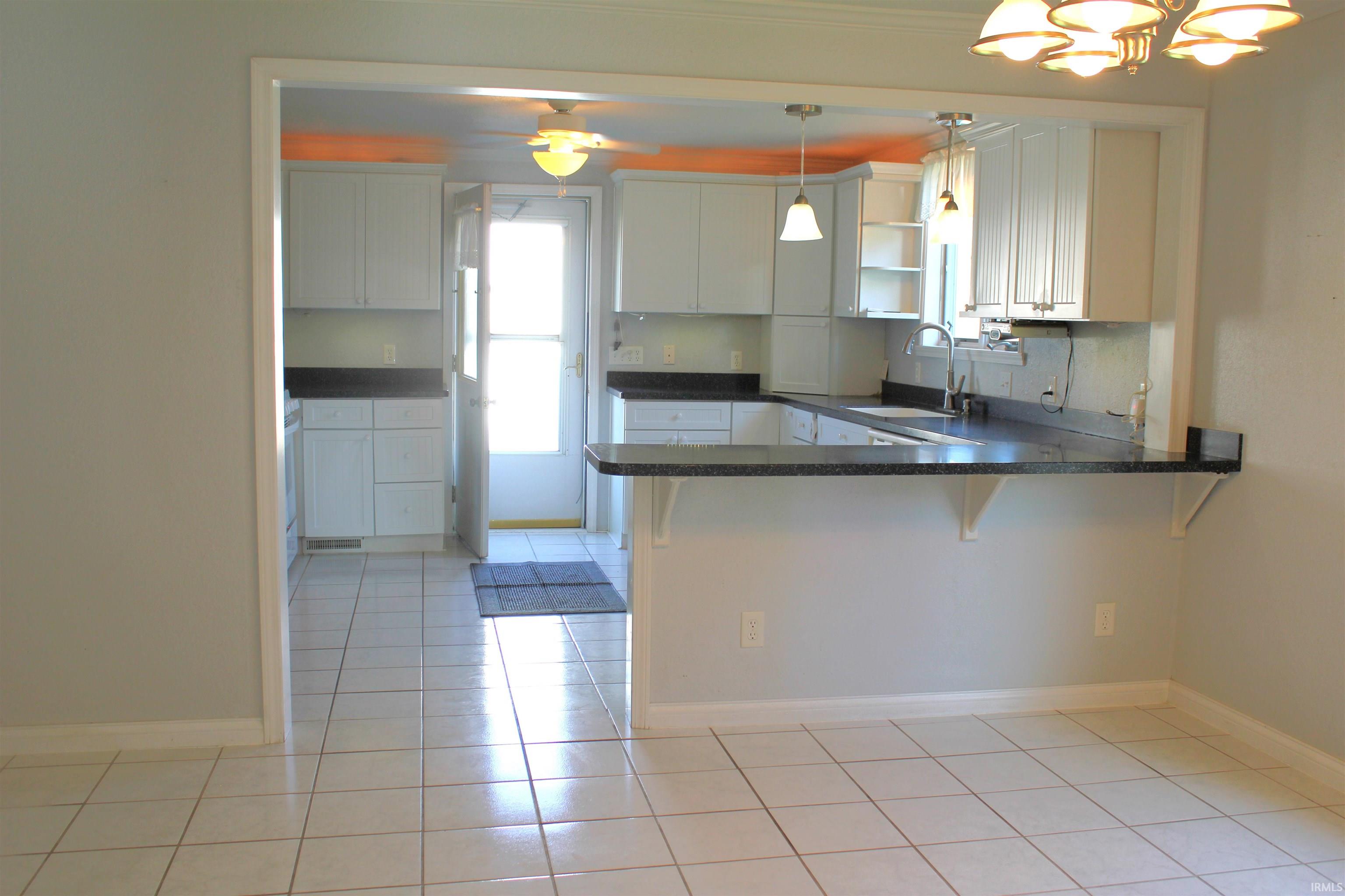 214 West Race Street Portland, IN 47371 - Photo 5 of 21