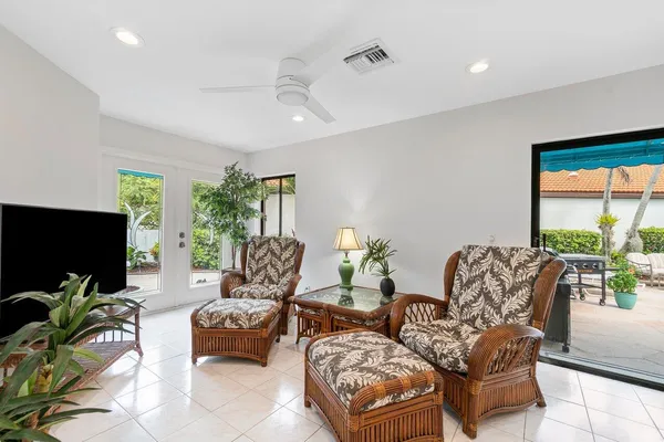 $4,900 | 3548 Ensign Circle, Delray Beach, FL 33483
