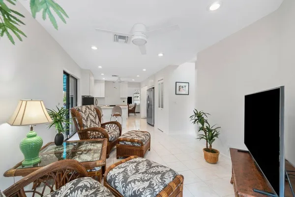 $4,900 | 3548 Ensign Circle, Delray Beach, FL 33483