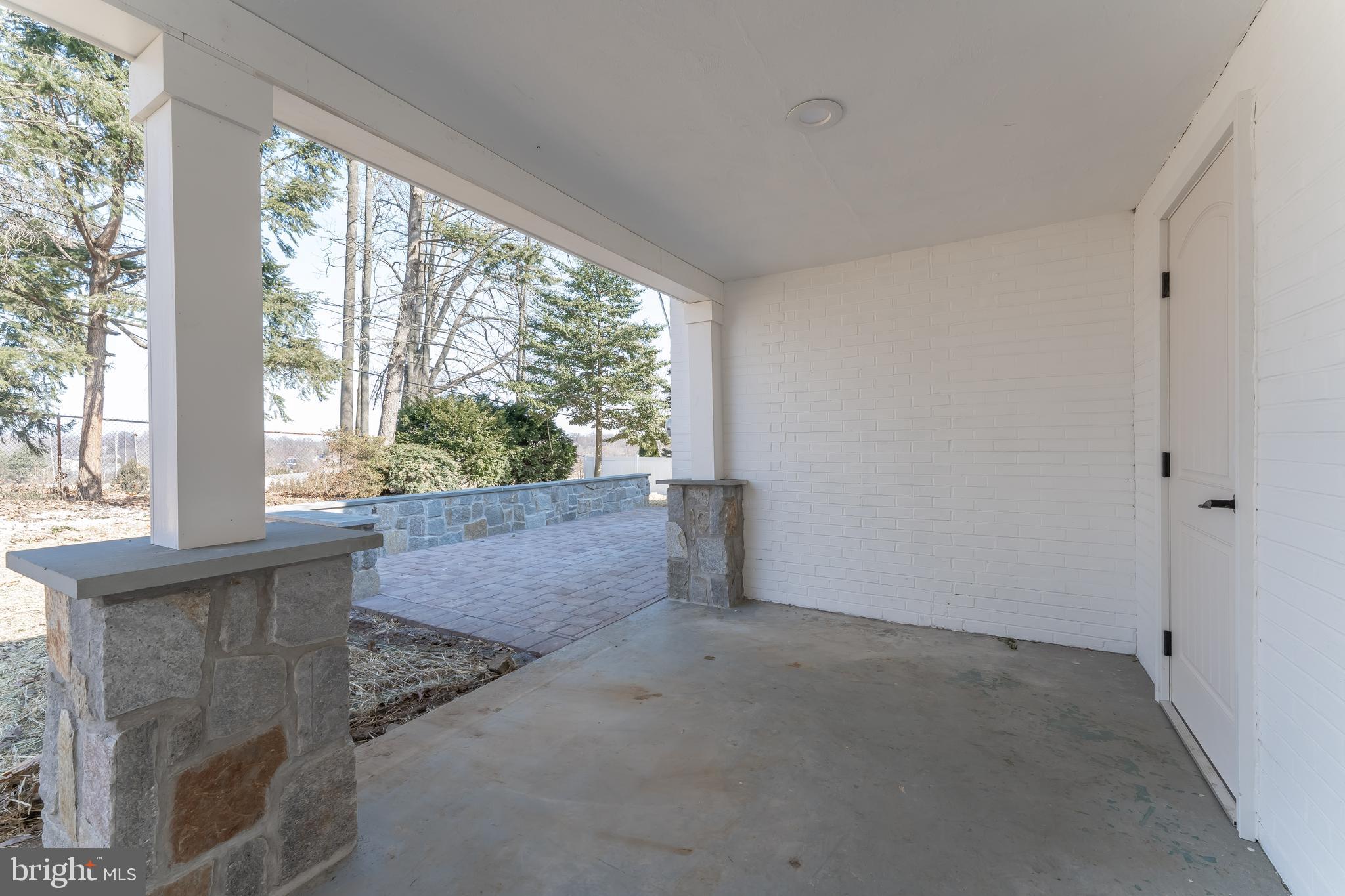 356 Northcroft Road Springfield, PA 19064 - Photo 4 of 37