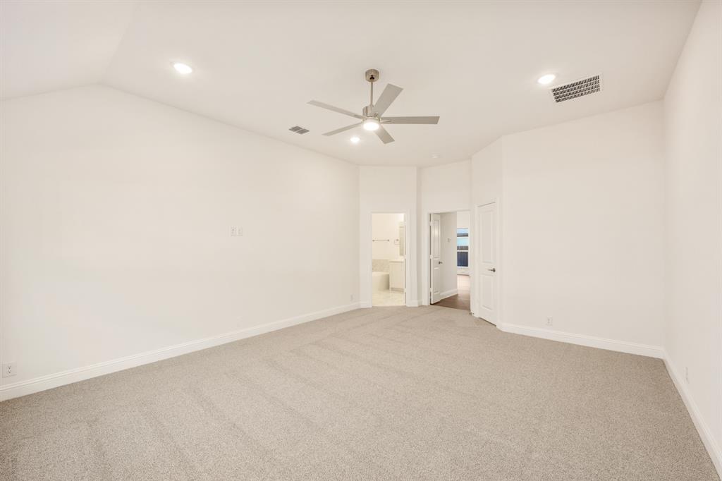 5512 Montex Road Denton, TX 76226 - Photo 22 of 34
